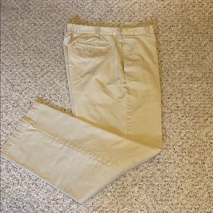 Men’s Izod saltwater chinos size 34